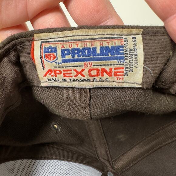 Vintage Apex One NFL Pro Line Cleveland Browns Brownie Elf Hat Snapback Cap 90s - Picture 9 of 11